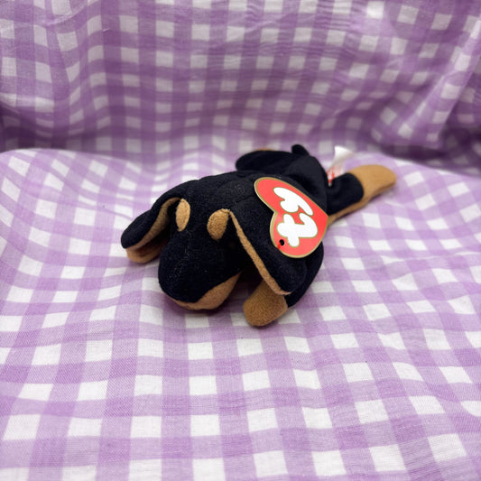Teenie Beanie Doby